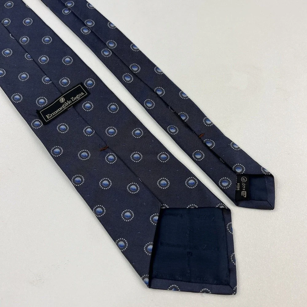 Ermenegildo Zegna Blue w/ Lt Blue & White Circle Silk Neck Tie 3.75